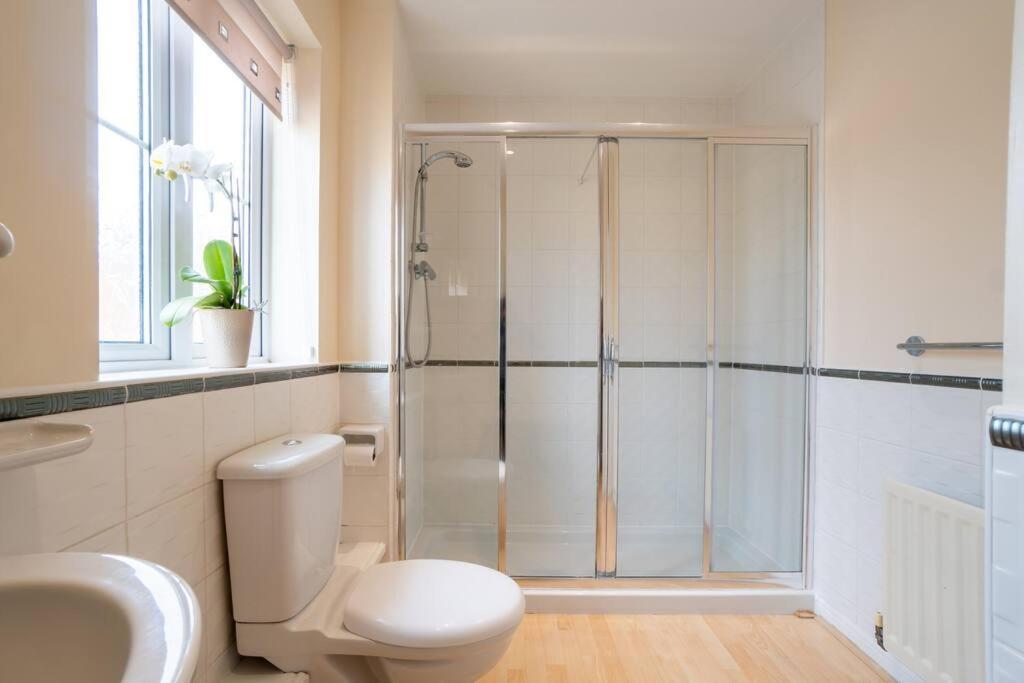 Bristol'S Coach House - 2 Bedroom Detached Apartment With Secure Parking Exterior photo